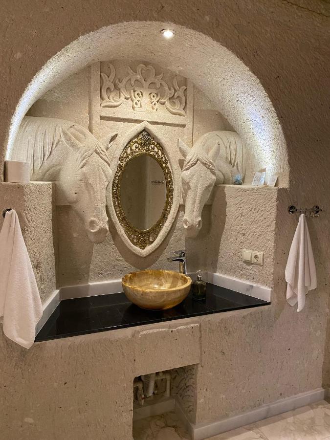 Abu Hayat Cave Suites Ortahisar Exterior photo